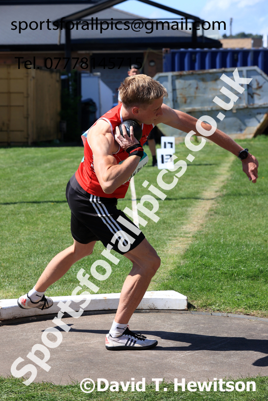 Decathlon shot putt, 2025 EAP International Combined Events, Hexham, Northumberland.  Photo: David T. Hewitson/Sports for All Pics